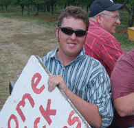 cherry customer at king orchards